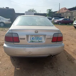Honda Accord 1998 Silver