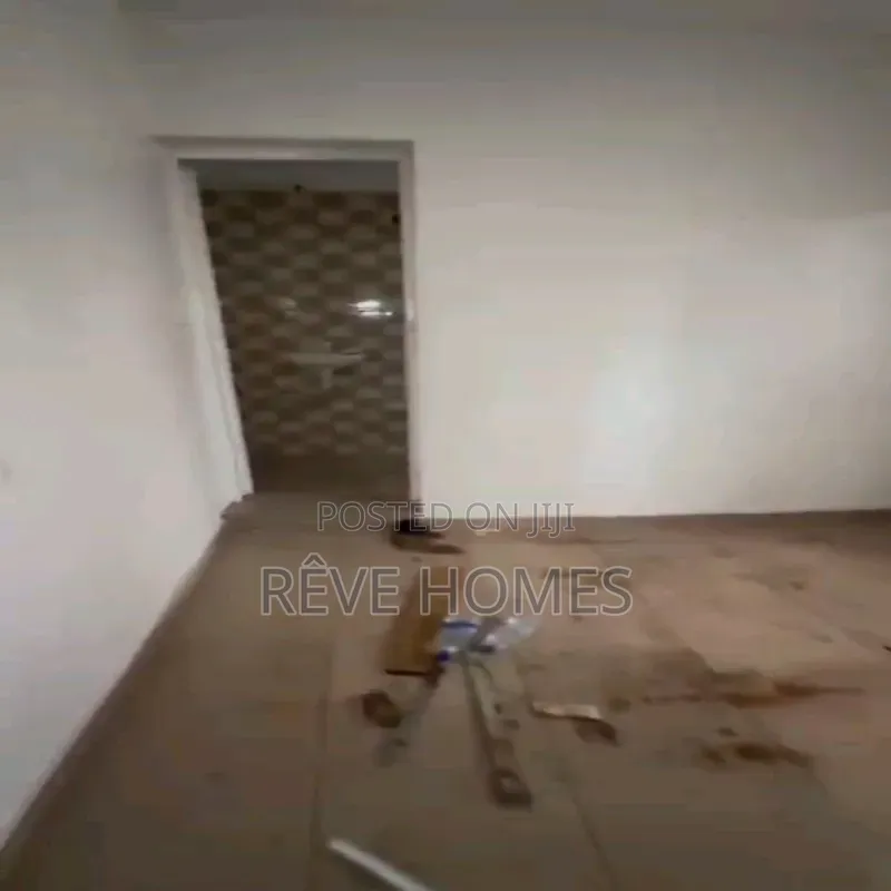 Mini Flat in Pedro for rent