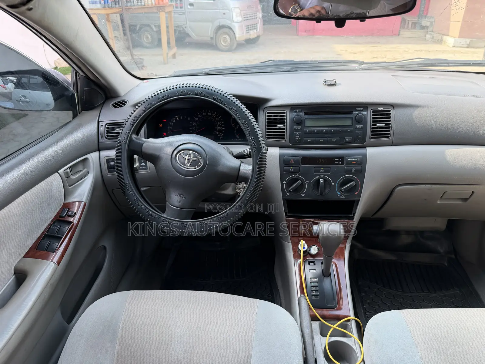 Toyota Corolla LE 2005 Silver