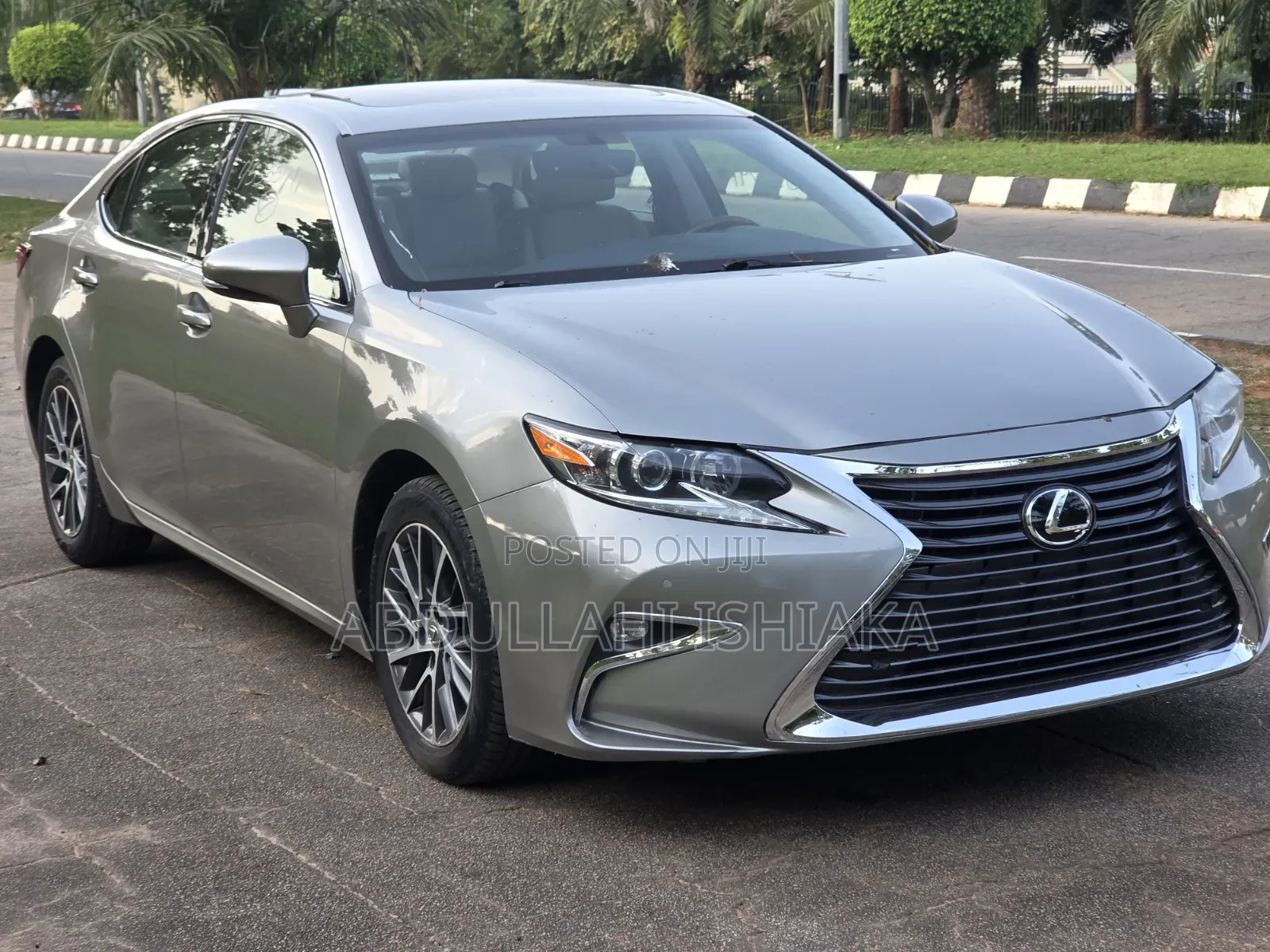 Lexus ES 350 FWD 2016 Gray