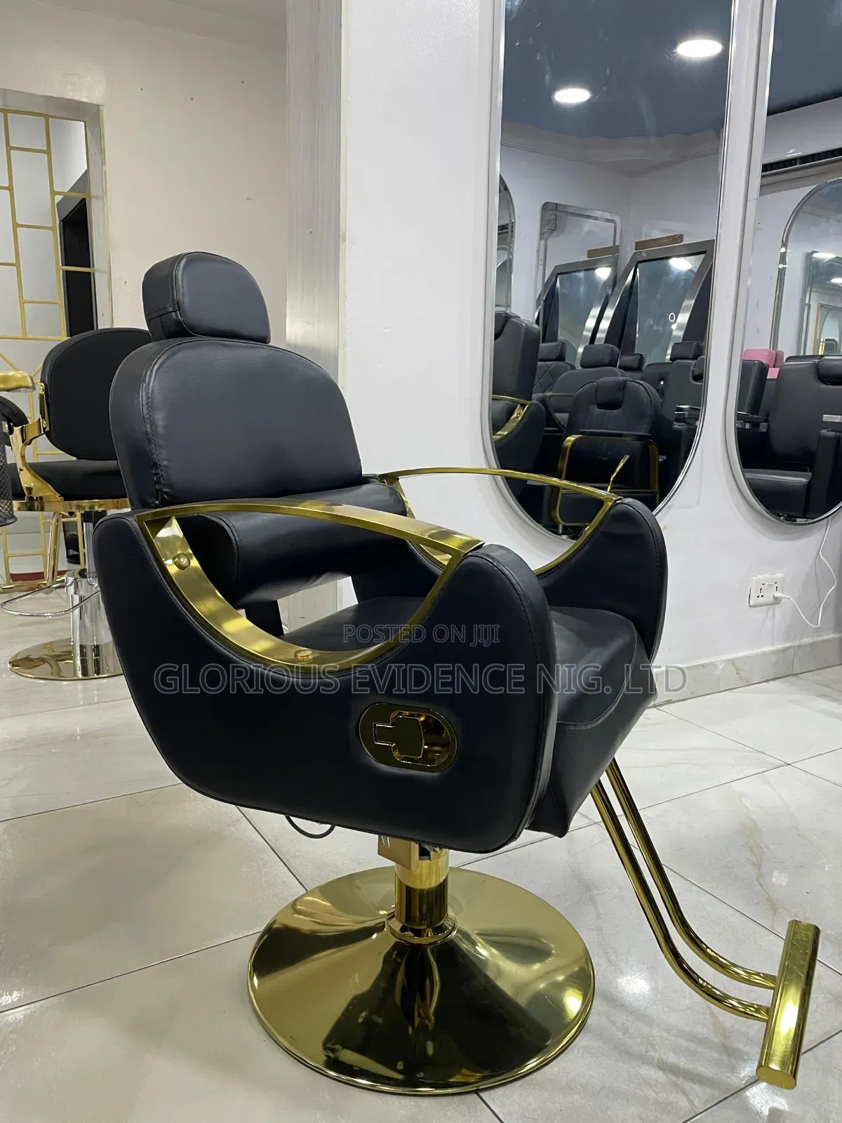 Salon Barber Chair 828-1