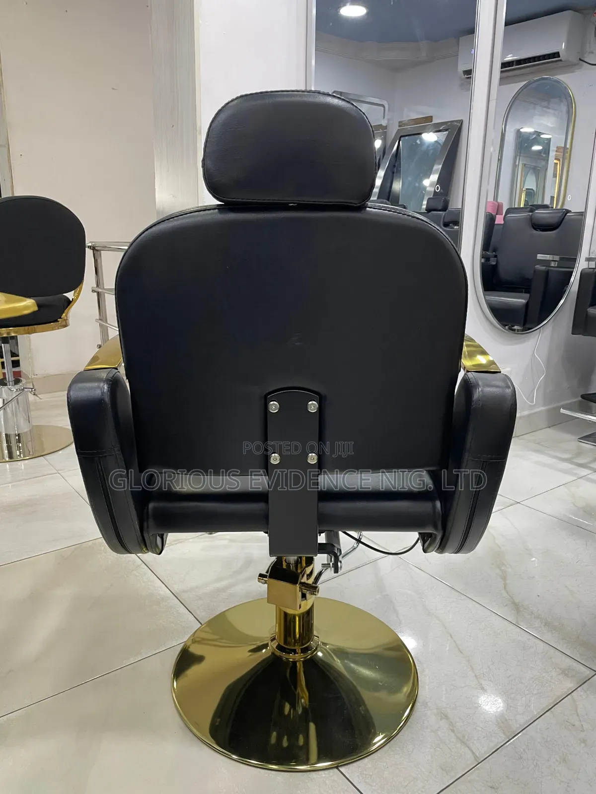 Salon Barber Chair 828-1