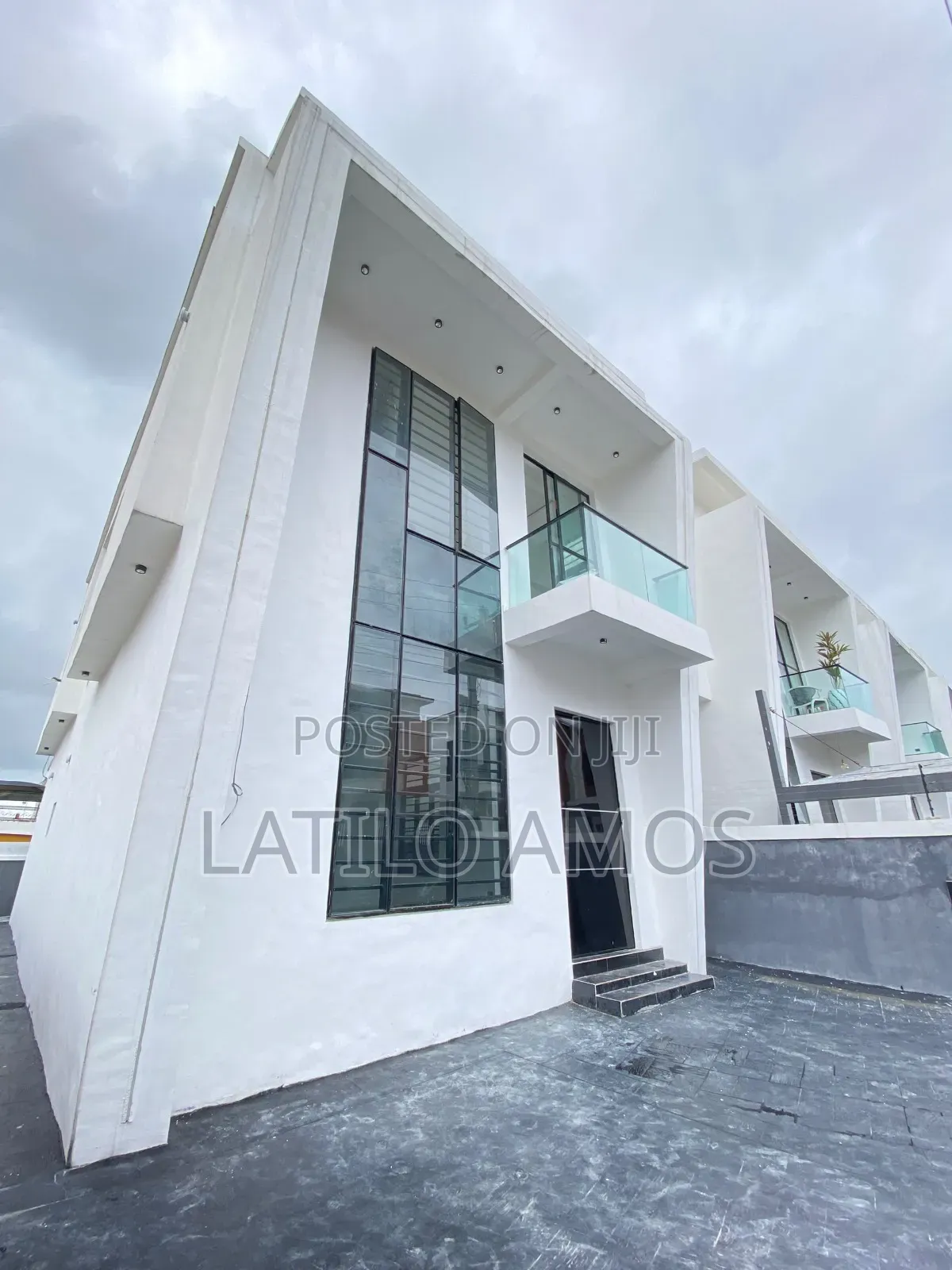 4bdrm Duplex in Sangotedo for sale
