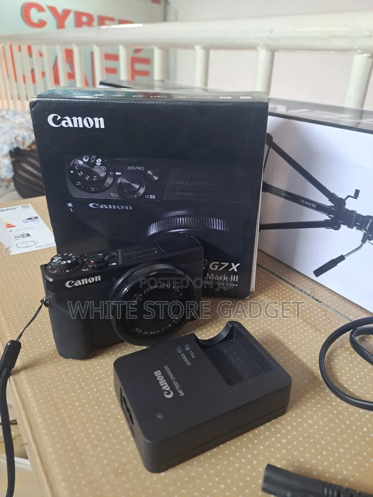 Canon G7x III