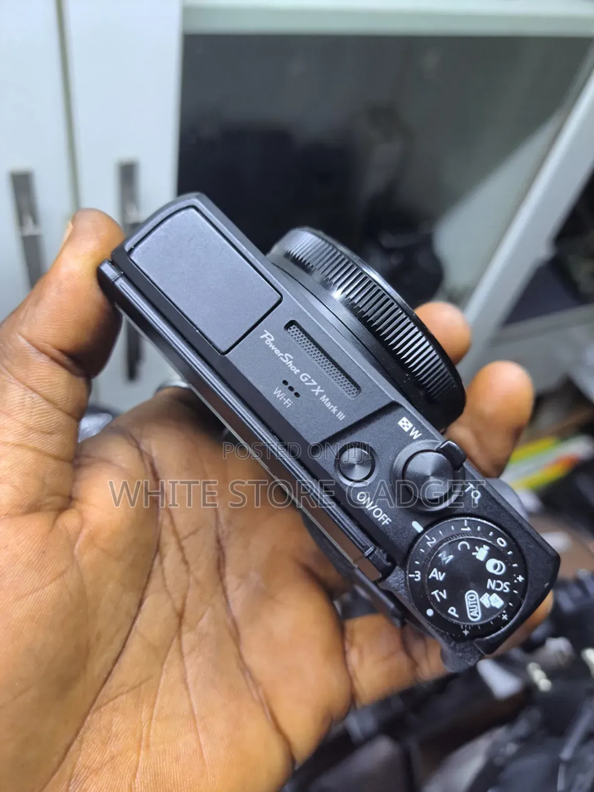 Canon G7x III