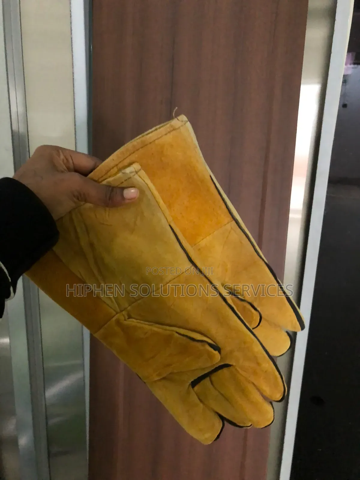 Industrial Chemical Handling Protective Gloves