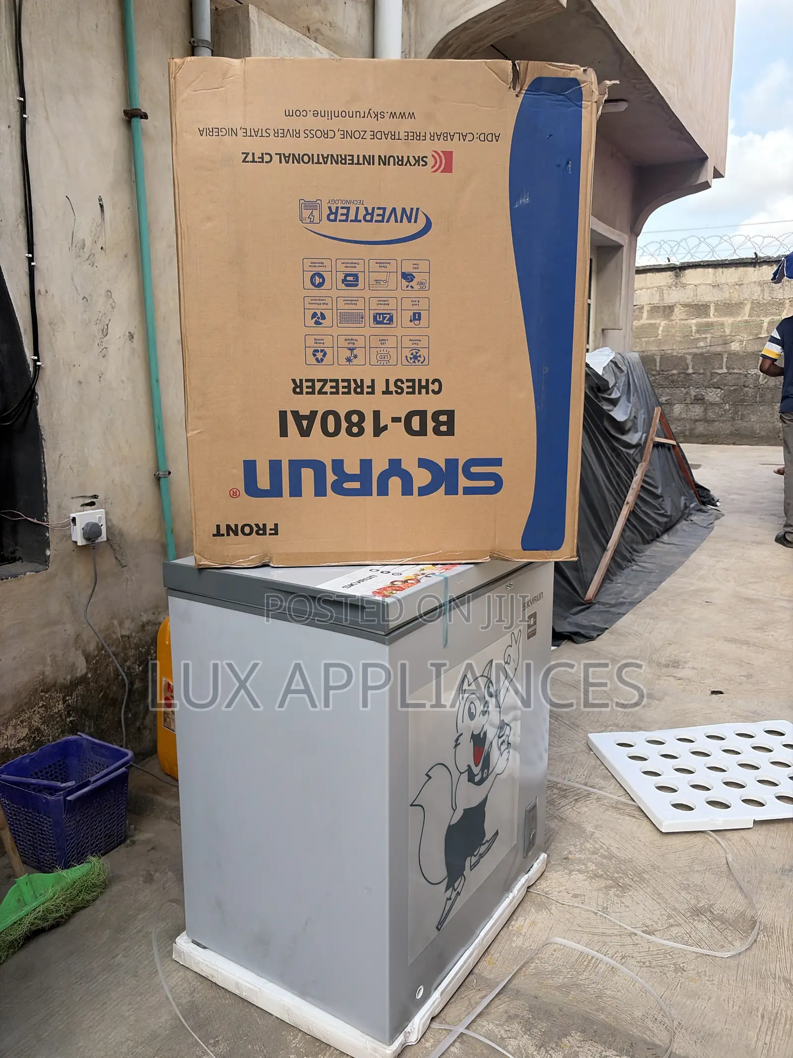 Skyrun 145L Inverter Freezer With Grey Exterior