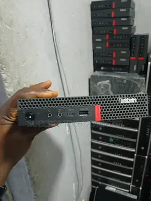Desktop Computer Lenovo ThinkCentre M720 4GB Intel Core i3 HDD 250GB
