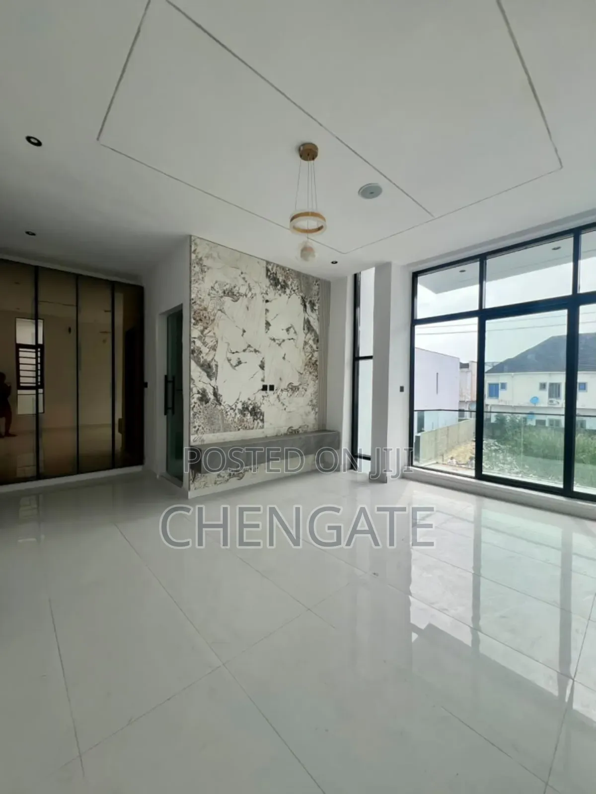 4bdrm Duplex in Ikota for sale