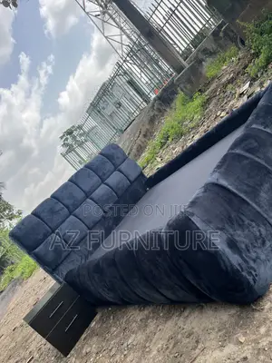 4half by 6 Bedframe Instant Pickup 