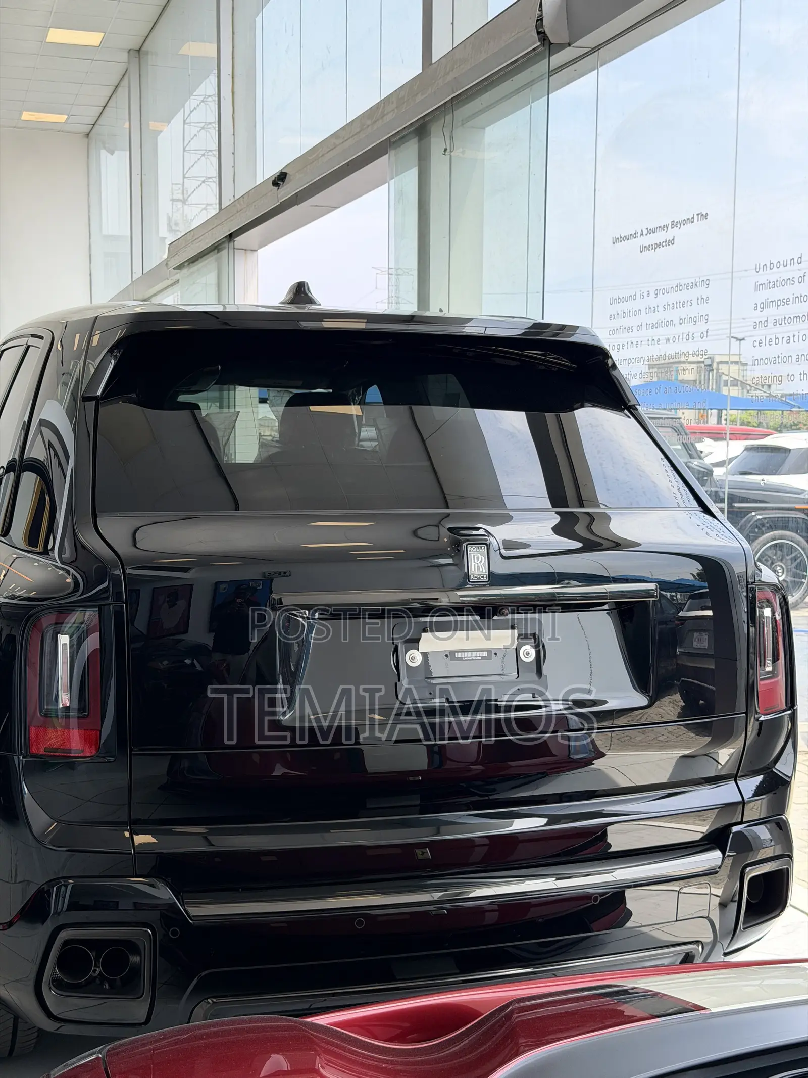 New Rolls-Royce Cullinan Black Badge 2026 Black