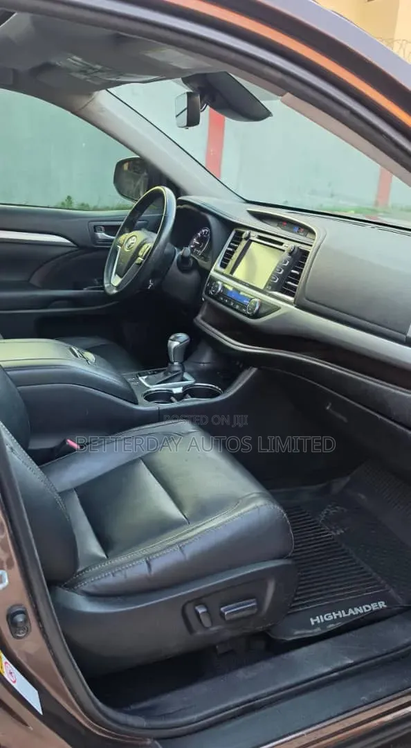 Toyota Highlander 2017 Gray