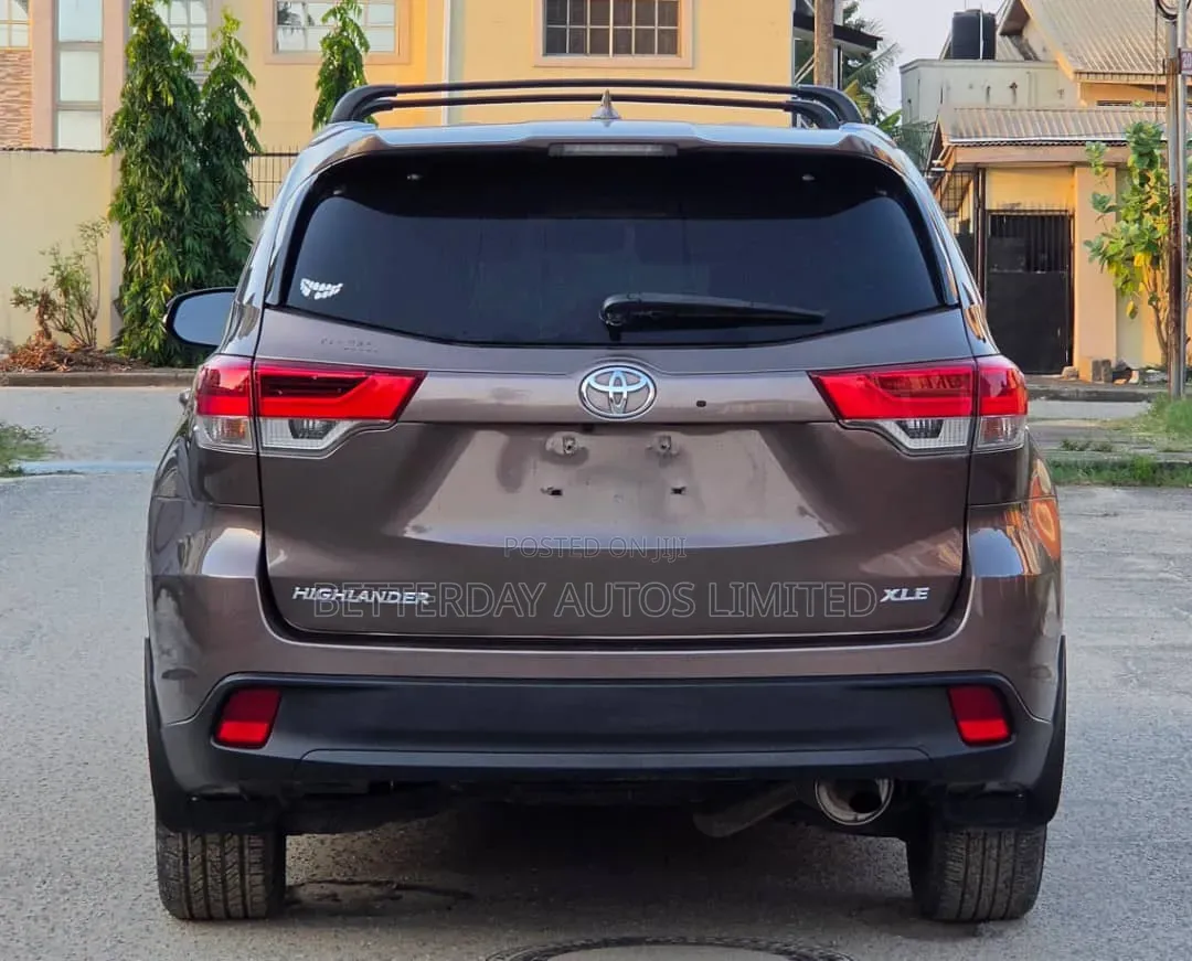 Toyota Highlander 2017 Gray