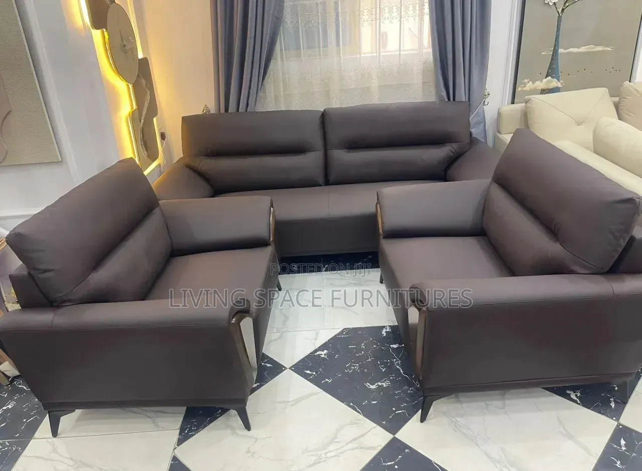 Sofa Leather Chairs by 5Seaters (3+1+1)