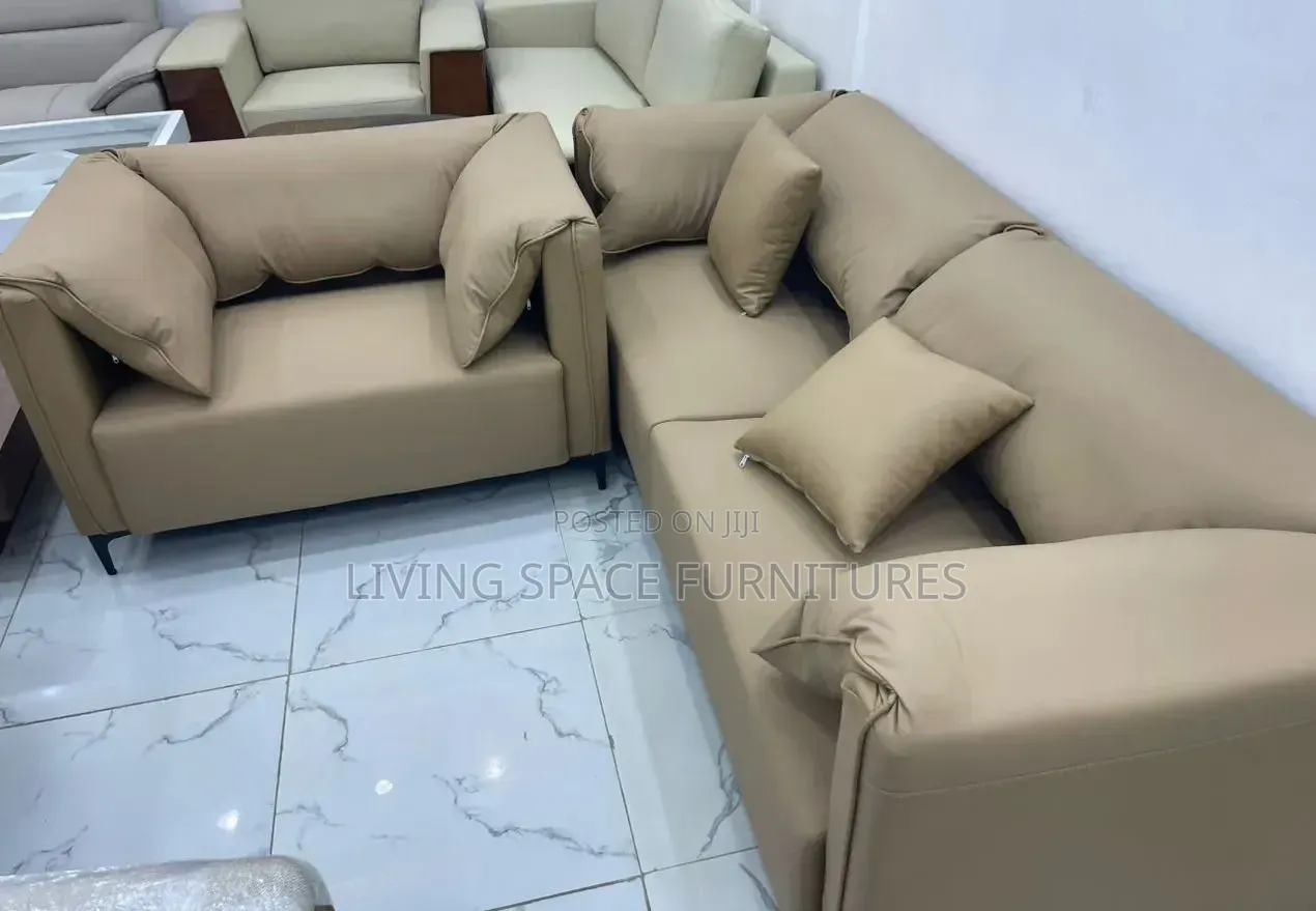 Sofa Leather Chairs by 5Seaters (3+1+1)