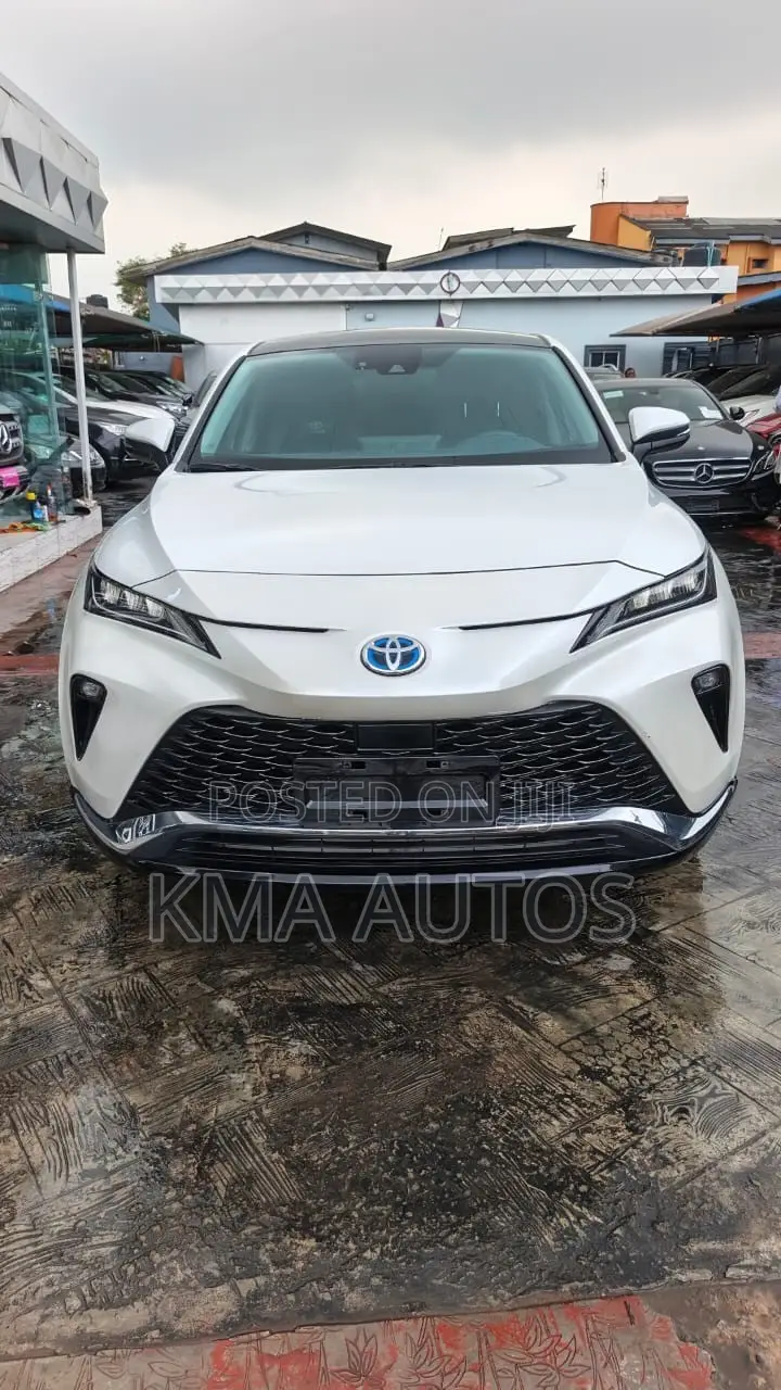 Toyota Venza 2023 White