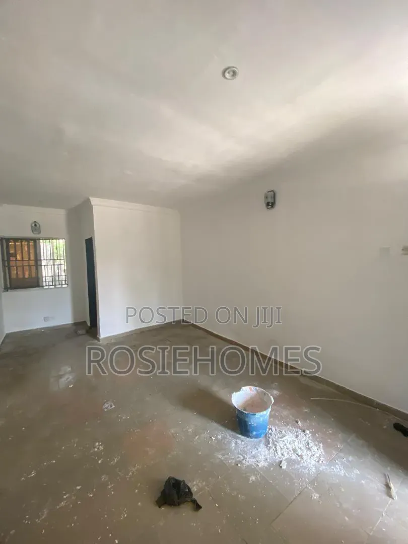 2bdrm Block of Flats in Abeda, Lakowe for rent