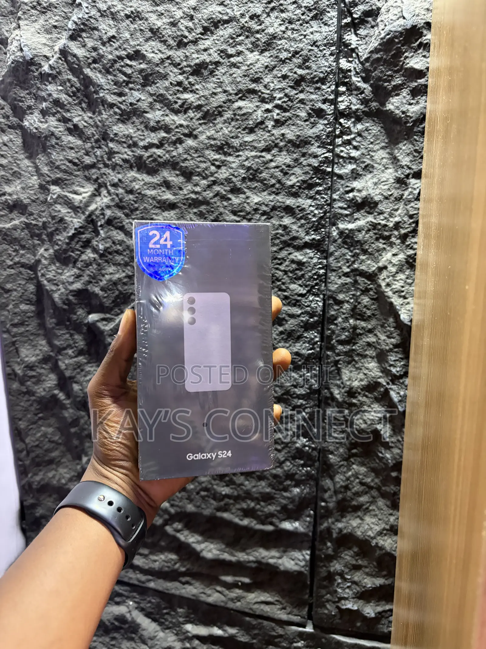 New Samsung Galaxy S24 256 GB Black