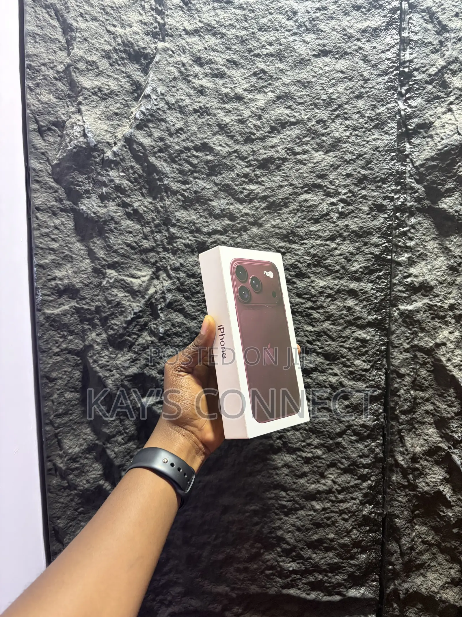 New Apple iPhone 18 Pro 256 GB Red