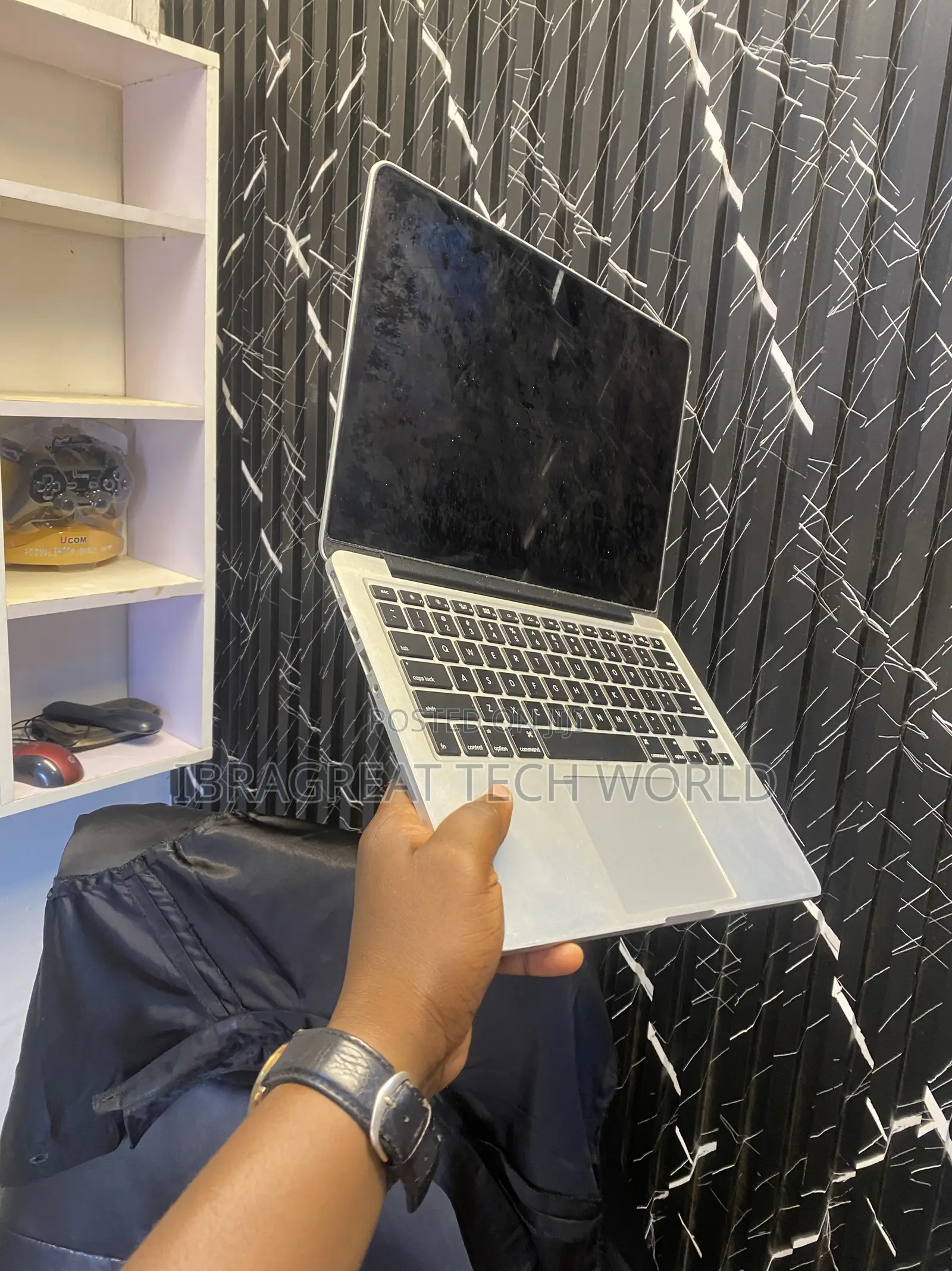 Laptop Apple MacBook Pro 2015 8GB Intel Core i5 SSD 256GB