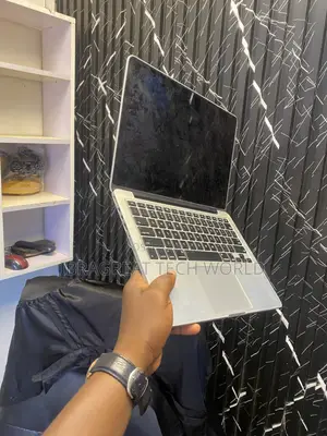 Laptop Apple MacBook Pro 2015 8GB Intel Core i5 SSD 256GB