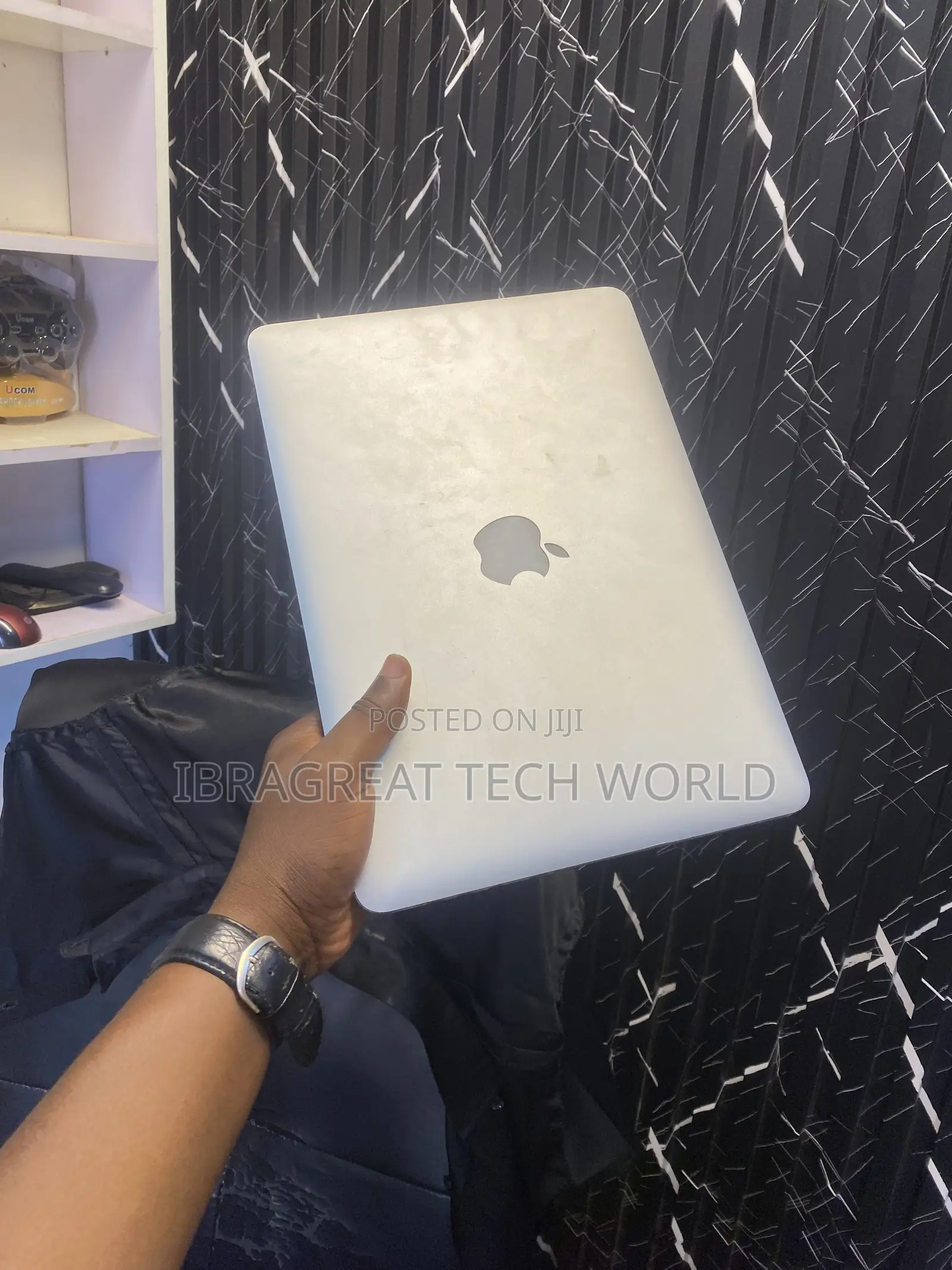 Laptop Apple MacBook Pro 2015 8GB Intel Core i5 SSD 256GB