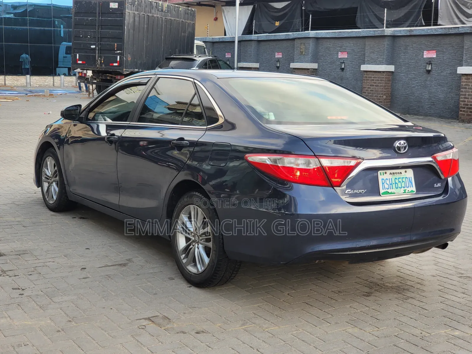 Toyota Camry 2017 Blue