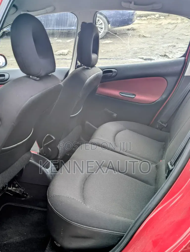 Peugeot 206 2006 Red