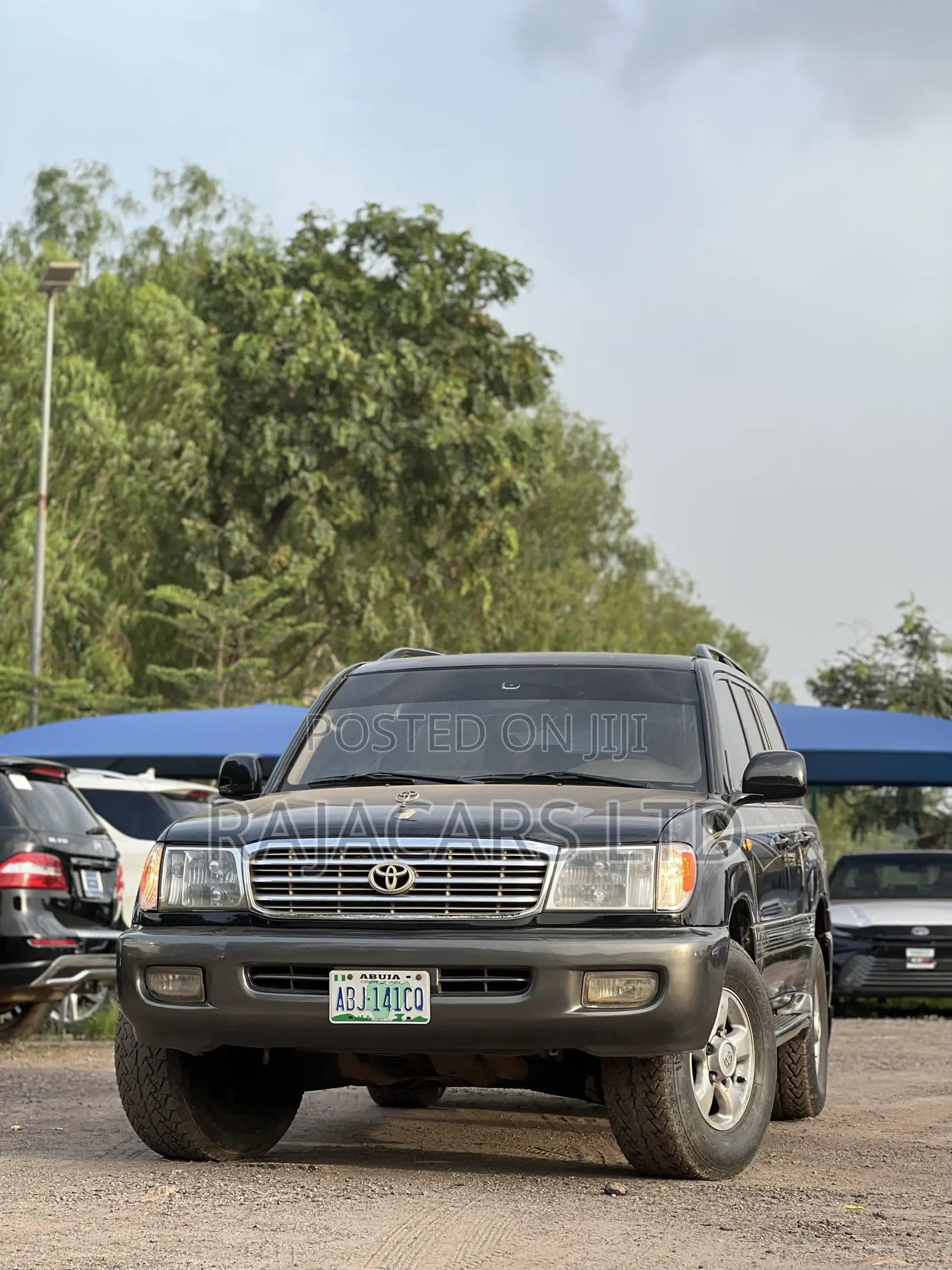 Toyota Land Cruiser 90 Automatic 2001 Black