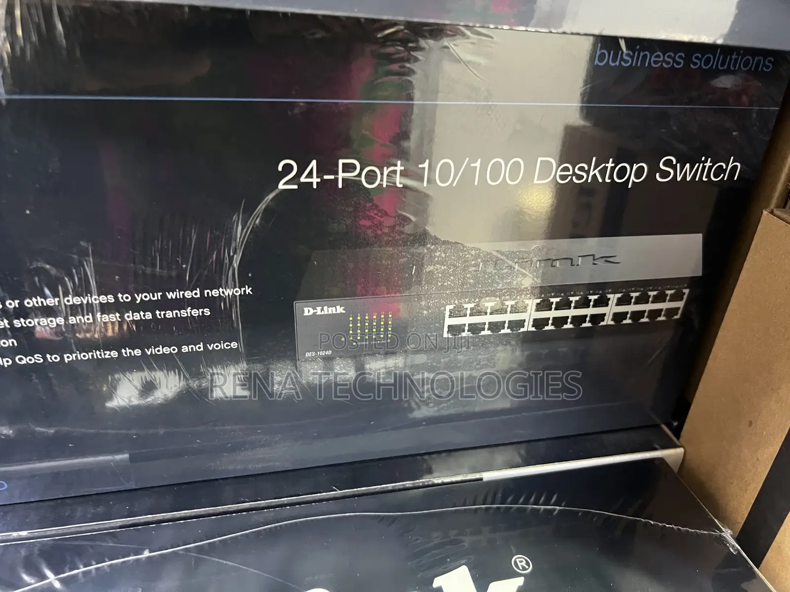 D-Link 24-Port 10/100 Desktop/Rackmount Switch