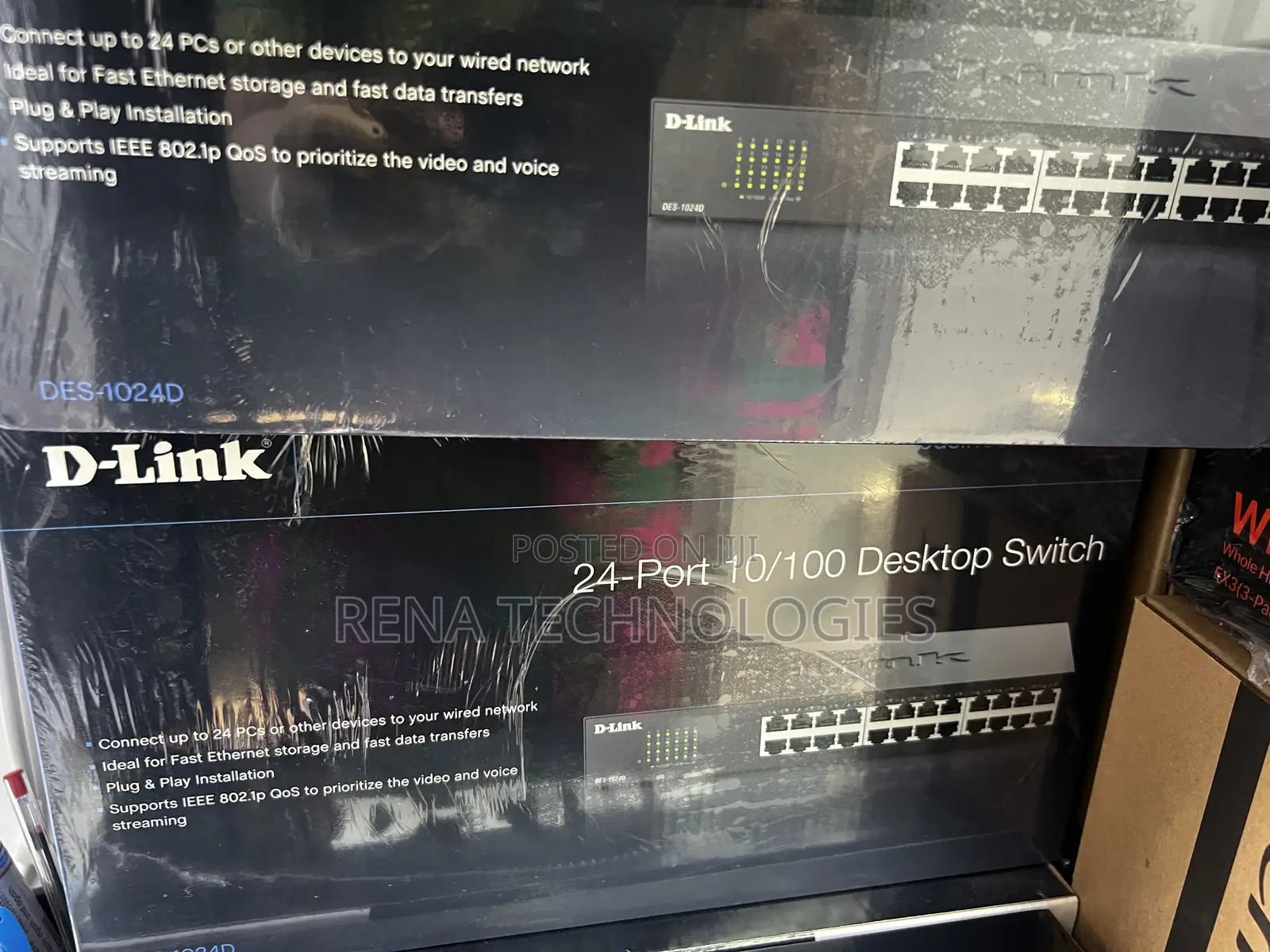 D-Link 24-Port 10/100 Desktop/Rackmount Switch