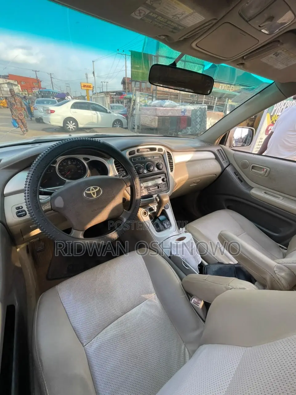 Toyota Highlander V6 2005 Gold