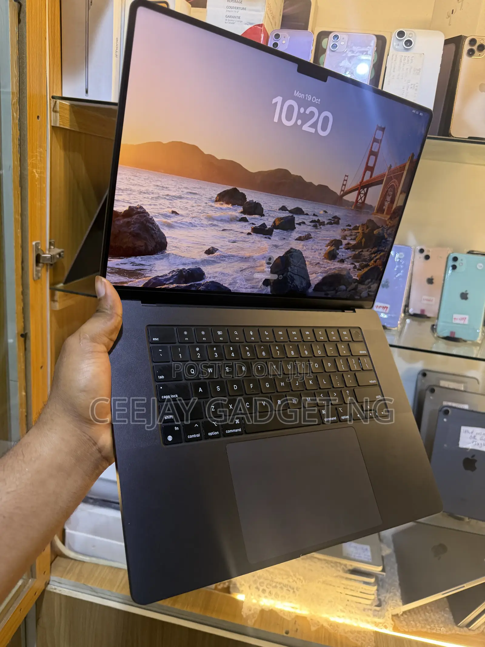Laptop Apple MacBook Pro 2024 M4 Max 64GB Apple M4 Max SSD 1T