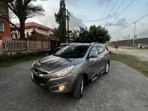 Hyundai Tucson GLS FWD 2011 Gray