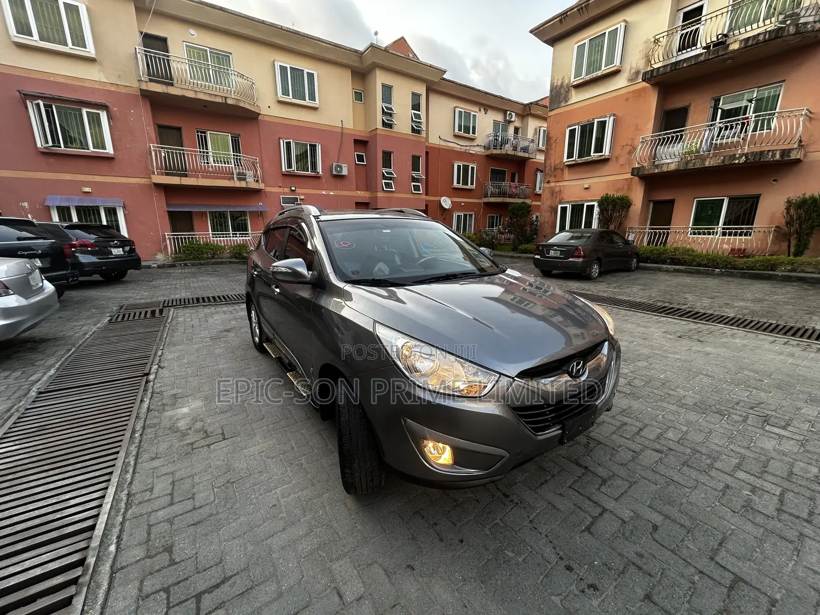 Hyundai Tucson GLS FWD 2012 Gray
