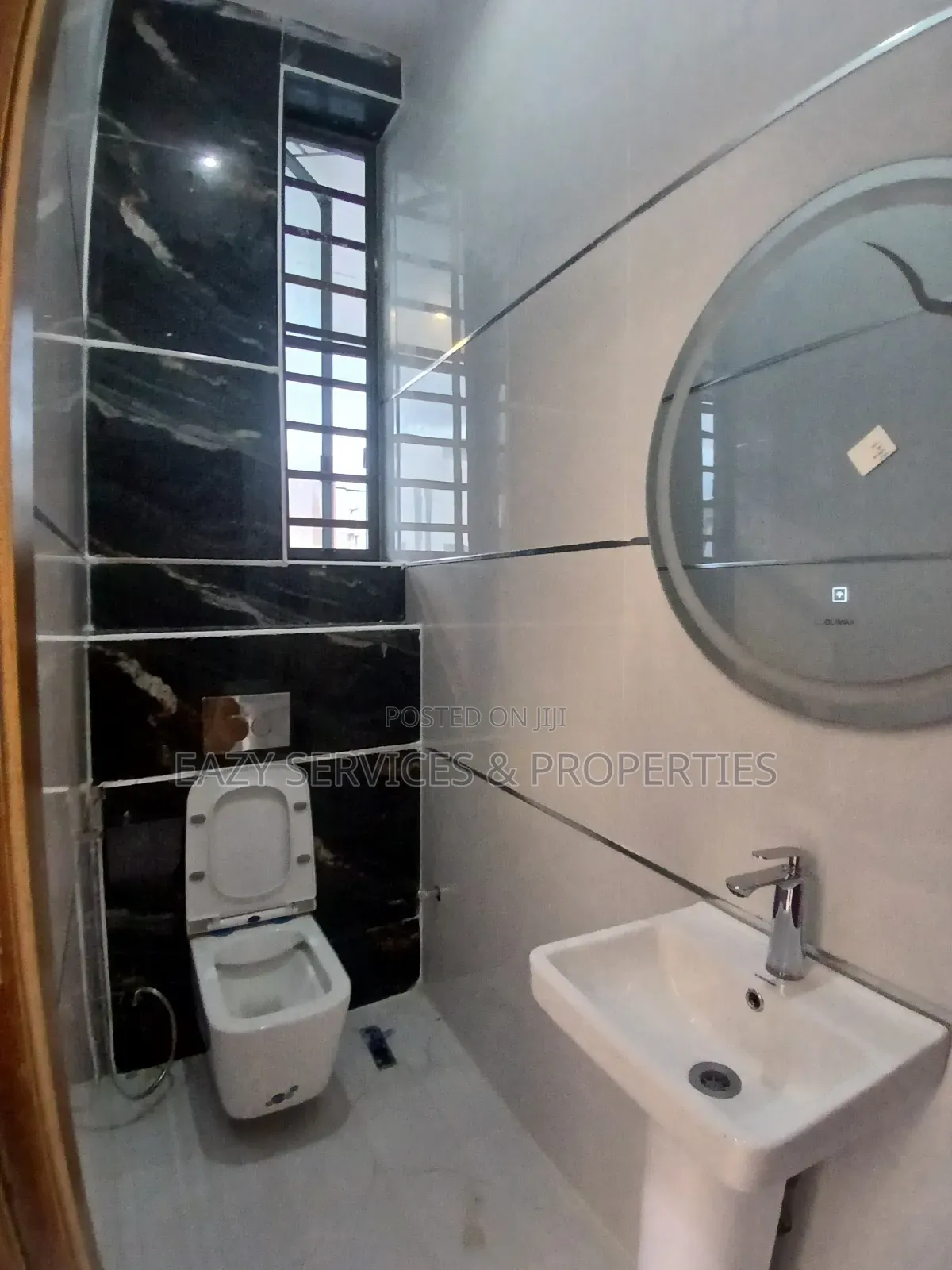 4bdrm Duplex in Access Control, Off Lekki-Epe Expressway for sale