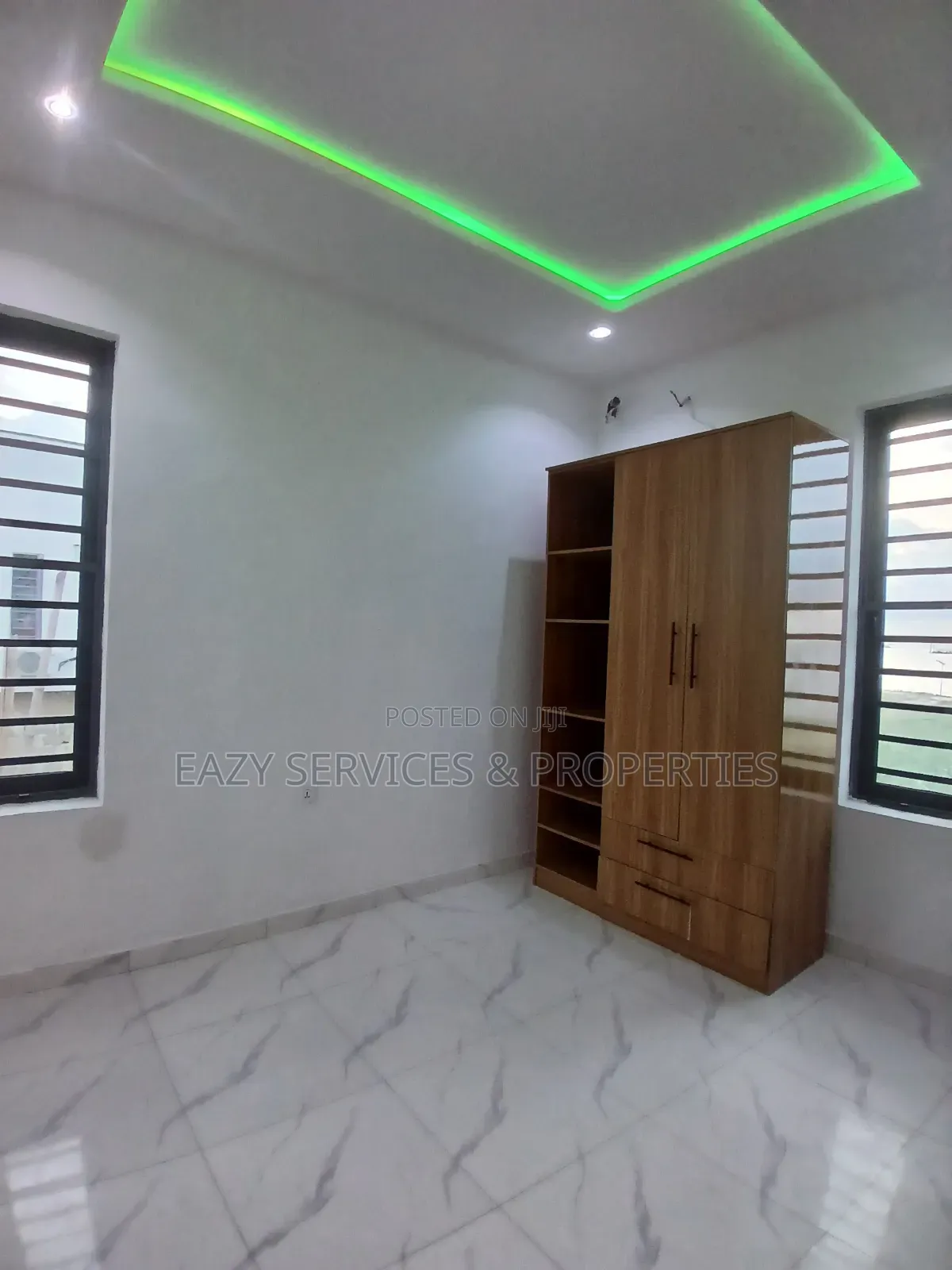 4bdrm Duplex in Access Control, Off Lekki-Epe Expressway for sale