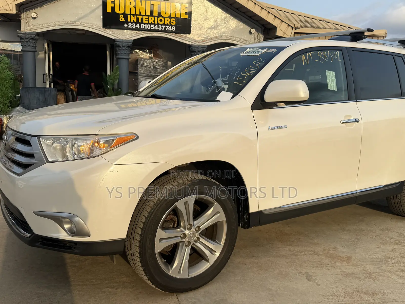 Toyota Highlander Limited 2011 White