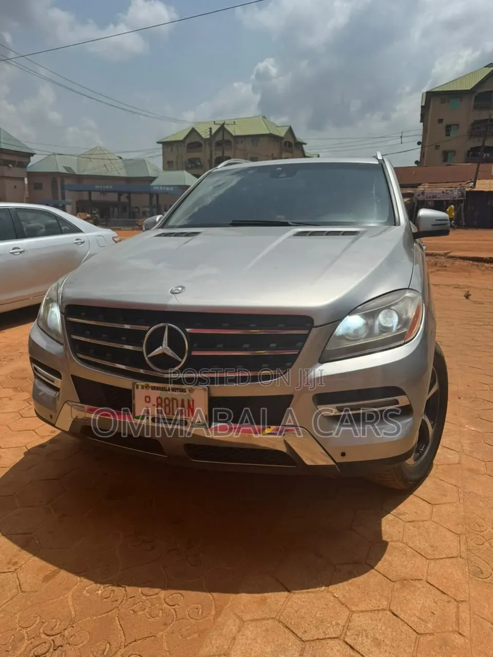 Mercedes-Benz M Class 2013 Brown
