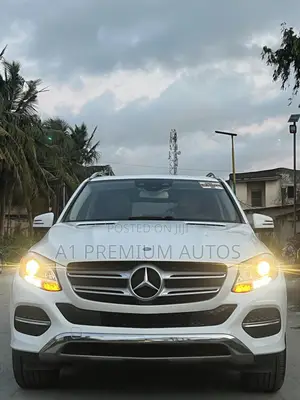 Mercedes-Benz GLE-Class GLE 350 2017 White