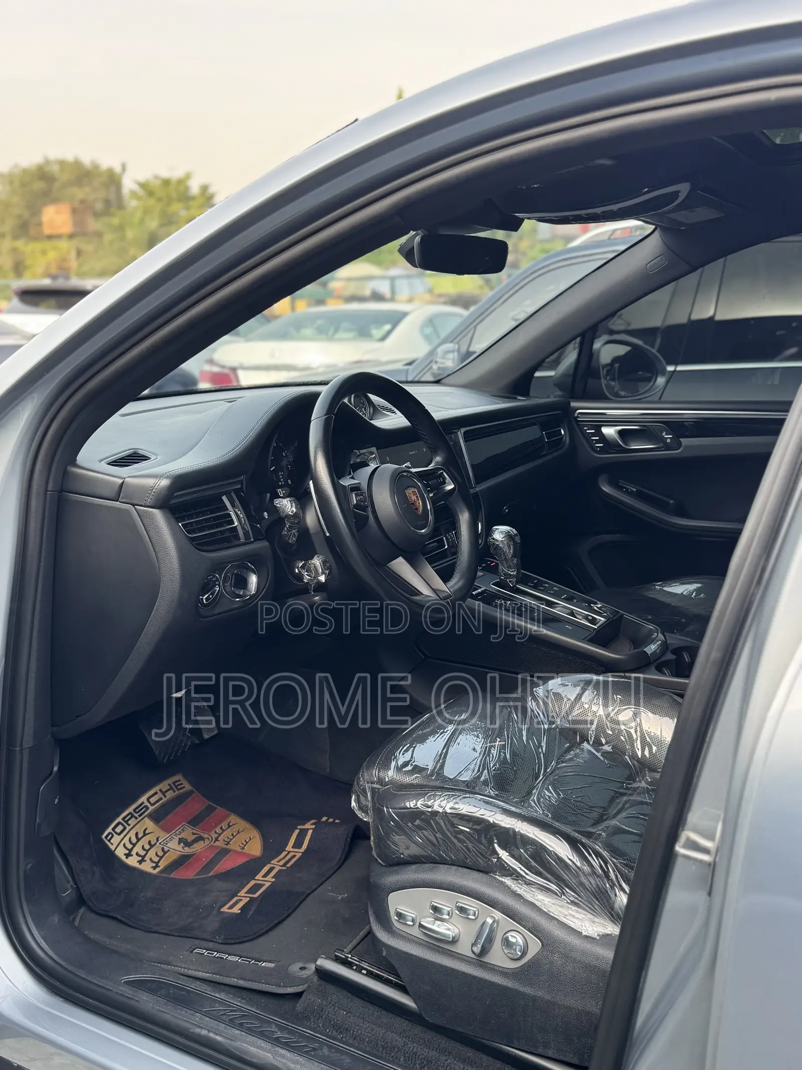Porsche Macan 2023 Blue