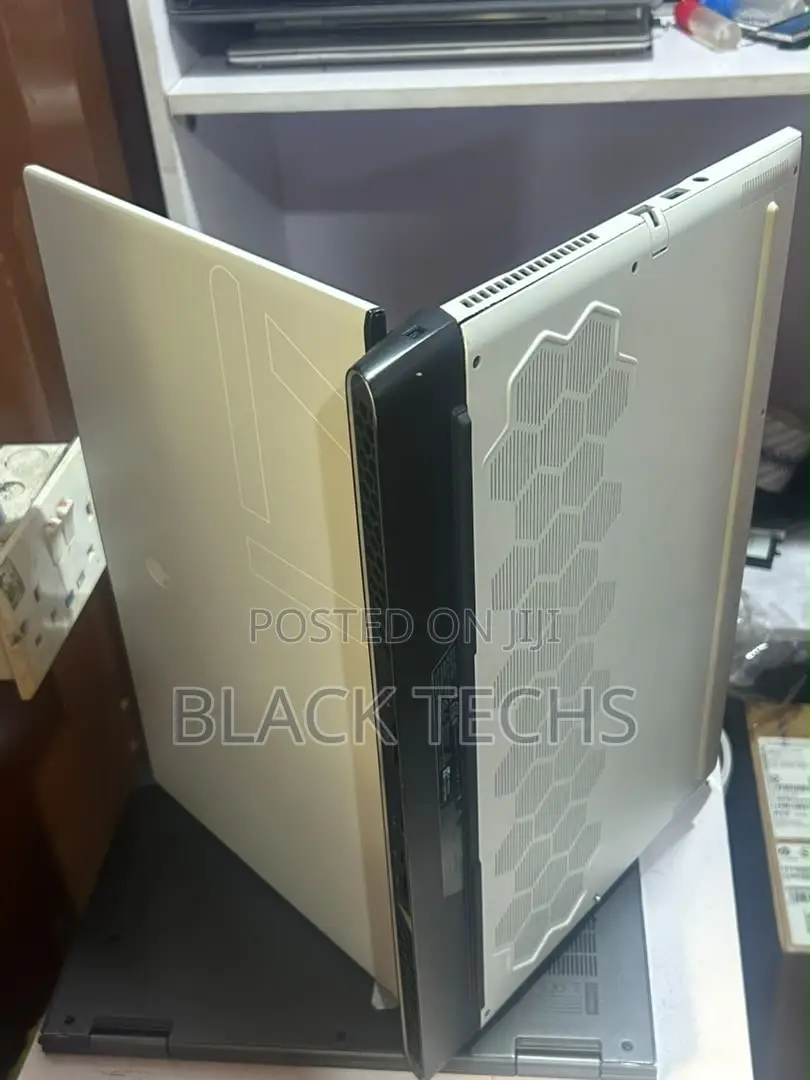 Laptop Alienware M17 R3 16GB Intel Core i7 SSD 1T