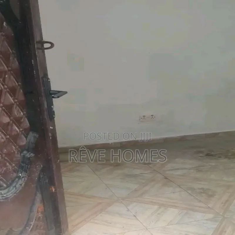 Studio Apartment in Alagomeji for rent