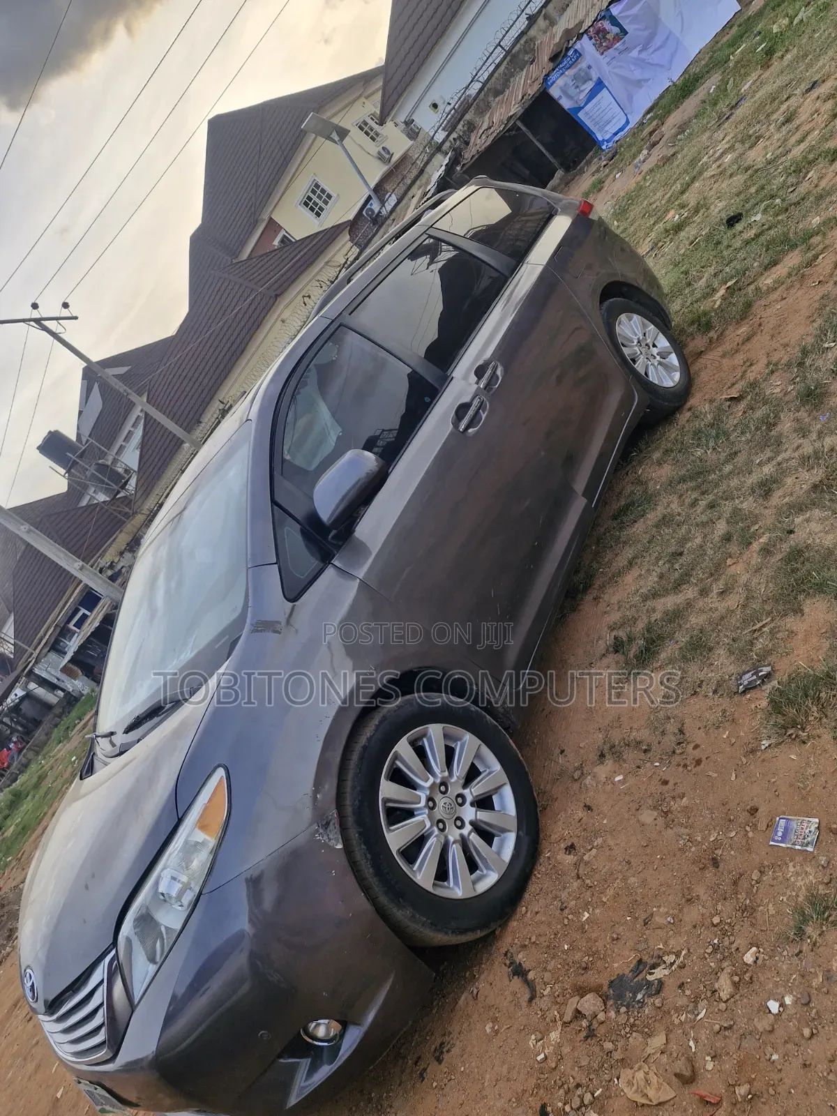 Toyota Sienna 2011 Gray