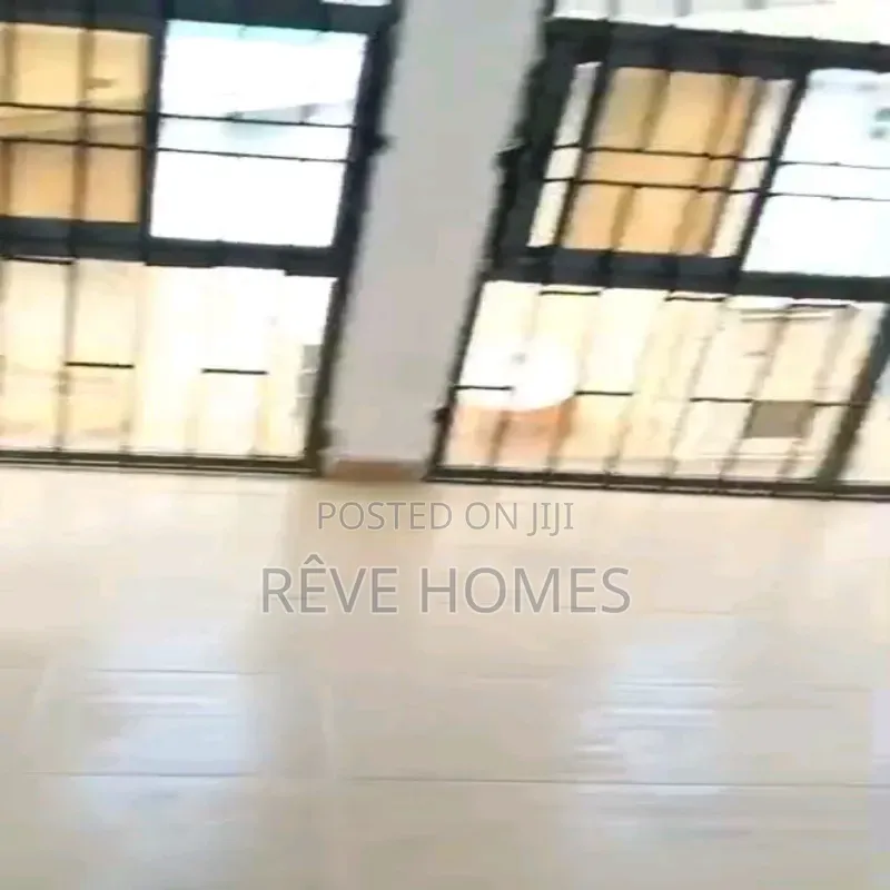 Studio Apartment in Soluyi for rent