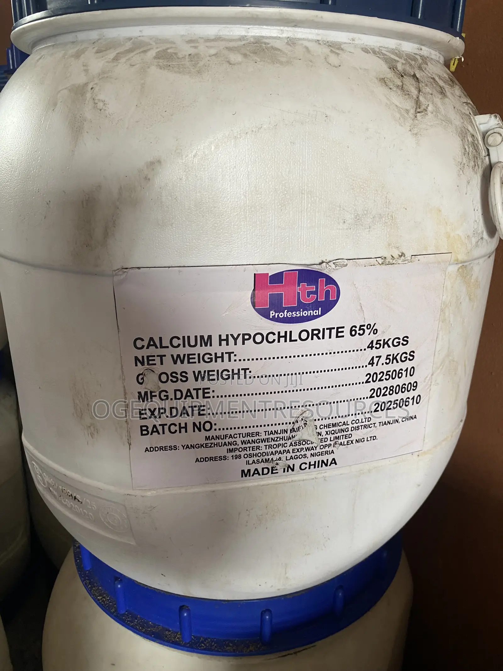 Calcium Hypochlorite 65%.