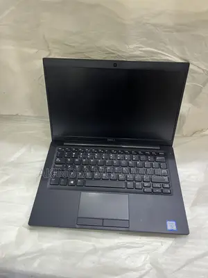 Laptop Dell Latitude 7390 8GB Intel Core i7 SSD 256GB