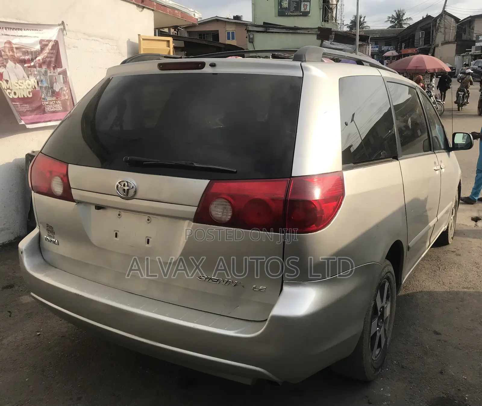 Toyota Sienna 2008 Gold