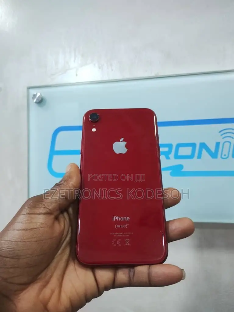 Apple iPhone XR 64 GB Red