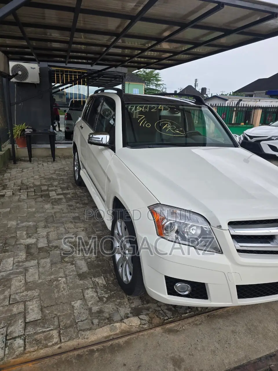 Mercedes-Benz GLK-Class 350 4MATIC 2012 White